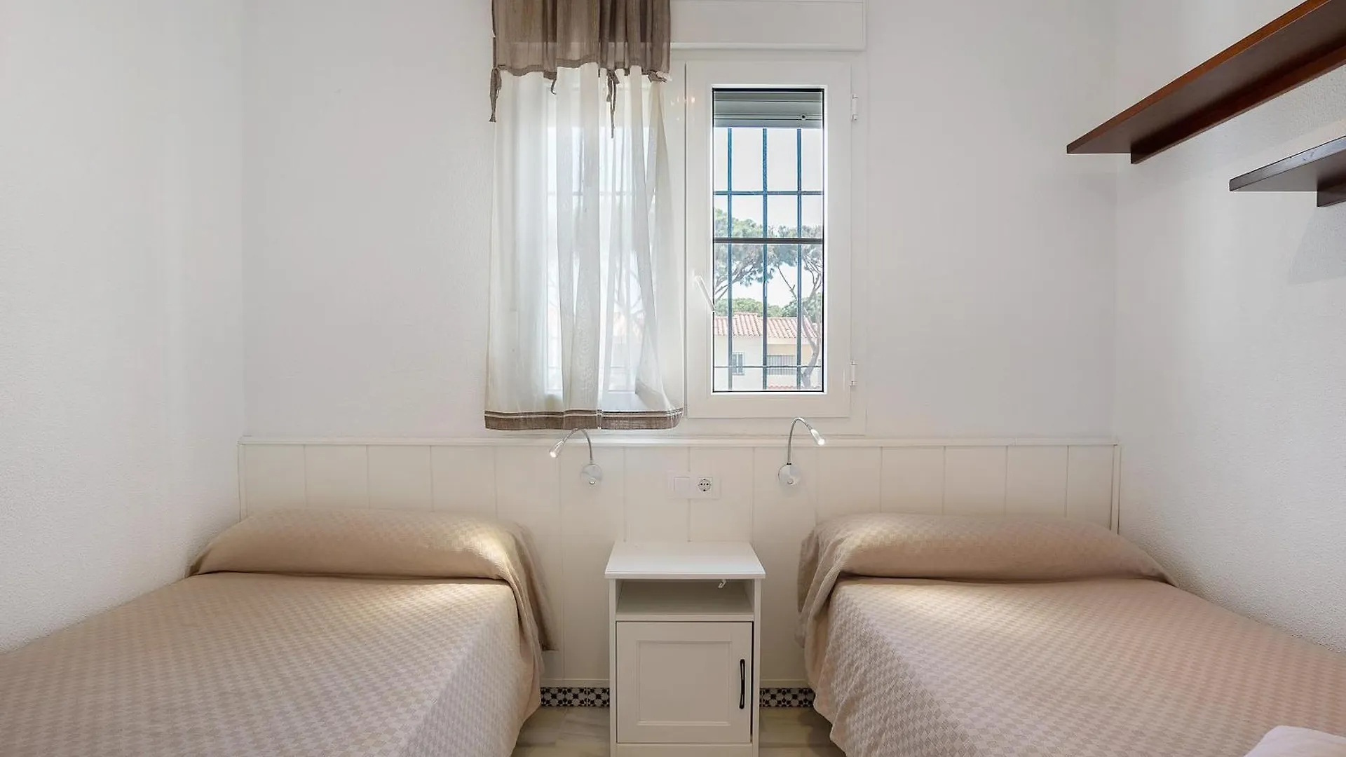 Laja 8 Apartment Chiclana de la Frontera 0*,  Spain